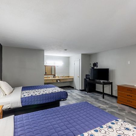 Freer Executive Inn&Suites Buitenkant foto